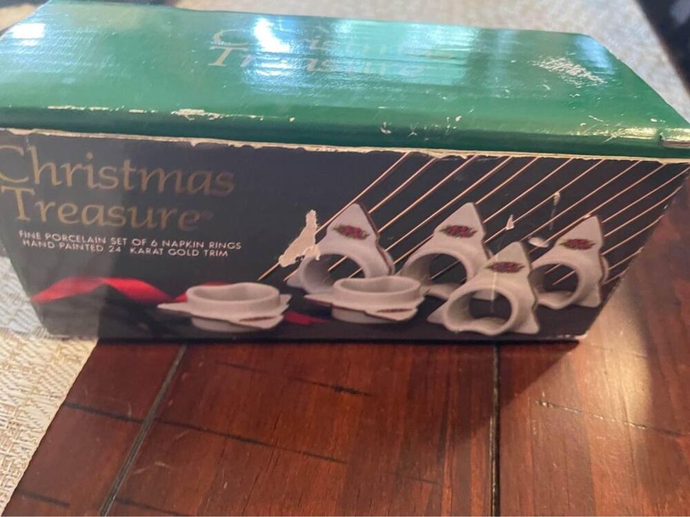 Christmas Napkin Holders Porcelain